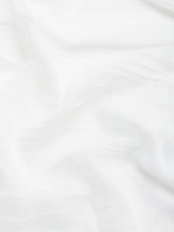 White Linen Kantha Saree with Minimal Border and Blouse piece