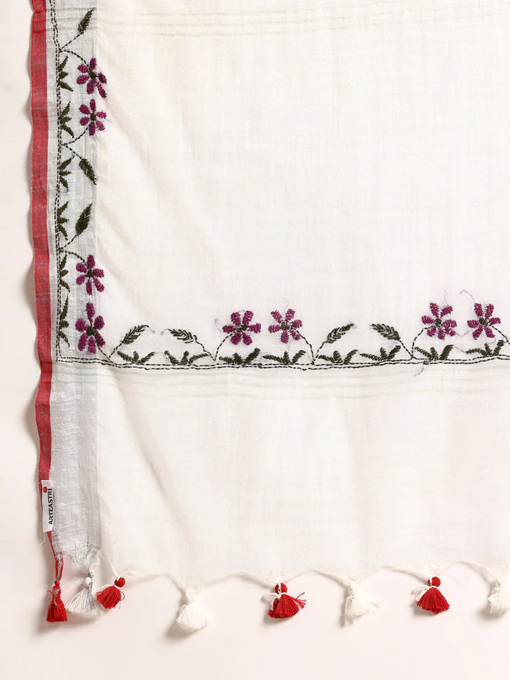 White Linen Kantha Saree with Minimal Border and Blouse piece
