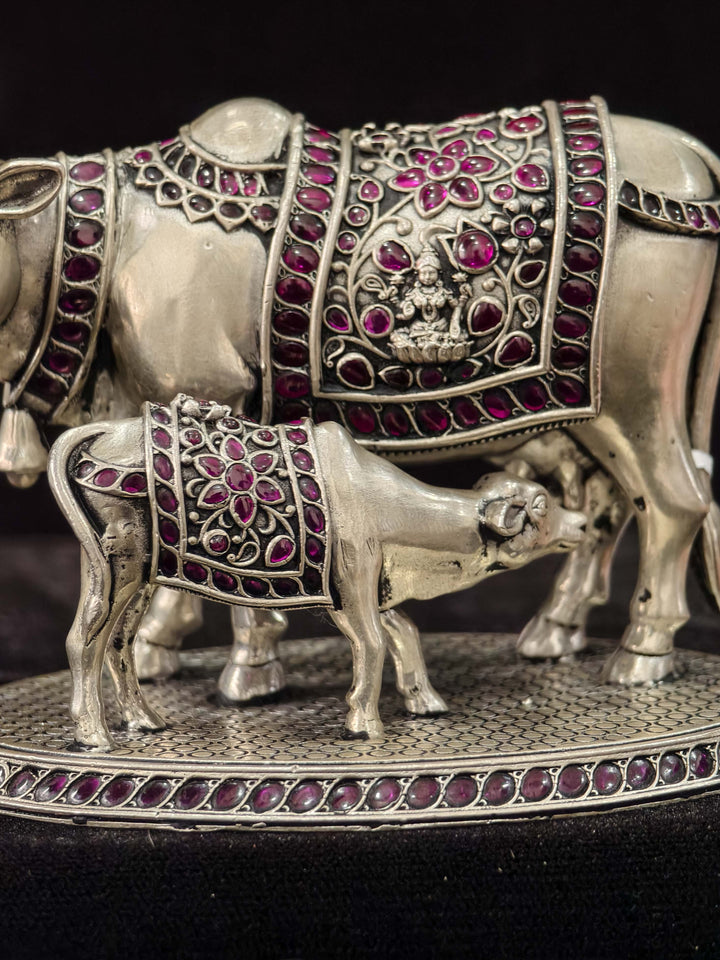 Pure 92.5 Kamadhenu Cow & Calf 3D Solid Idol with Red Stones