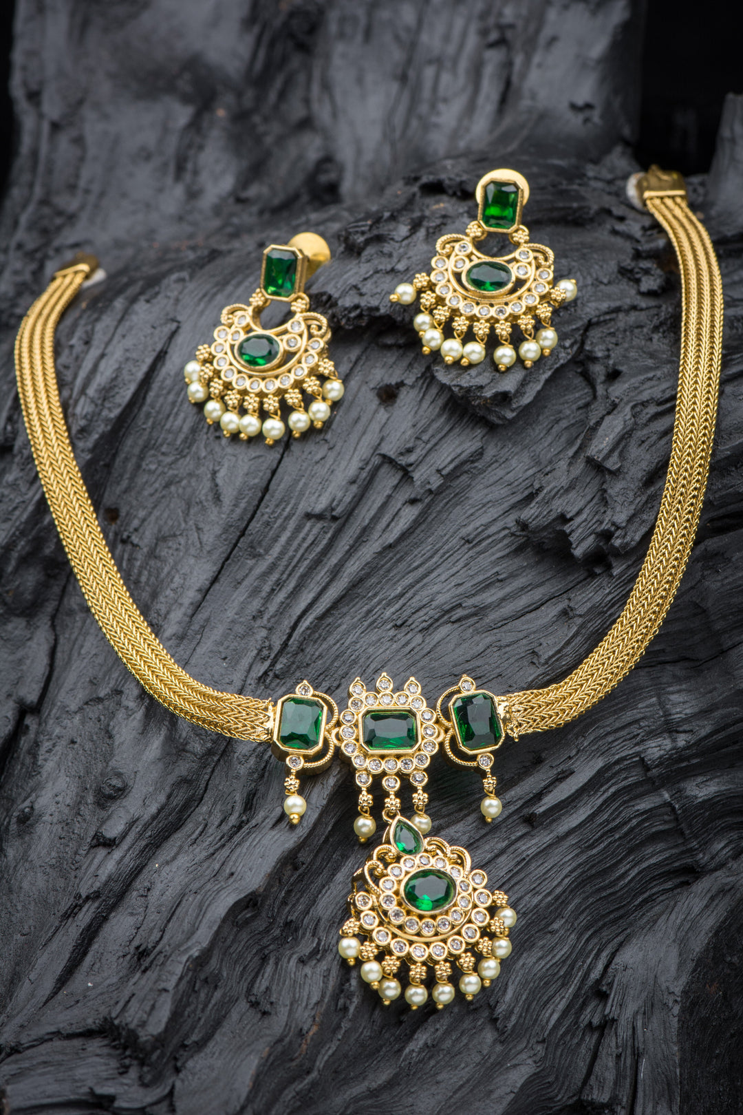 Indian Gold Choker Necklace and Earring Set Adorned with stone