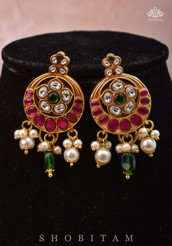 Temple Jewelry Jadau Necklace Set in Moon and Star designs with Gold Finish