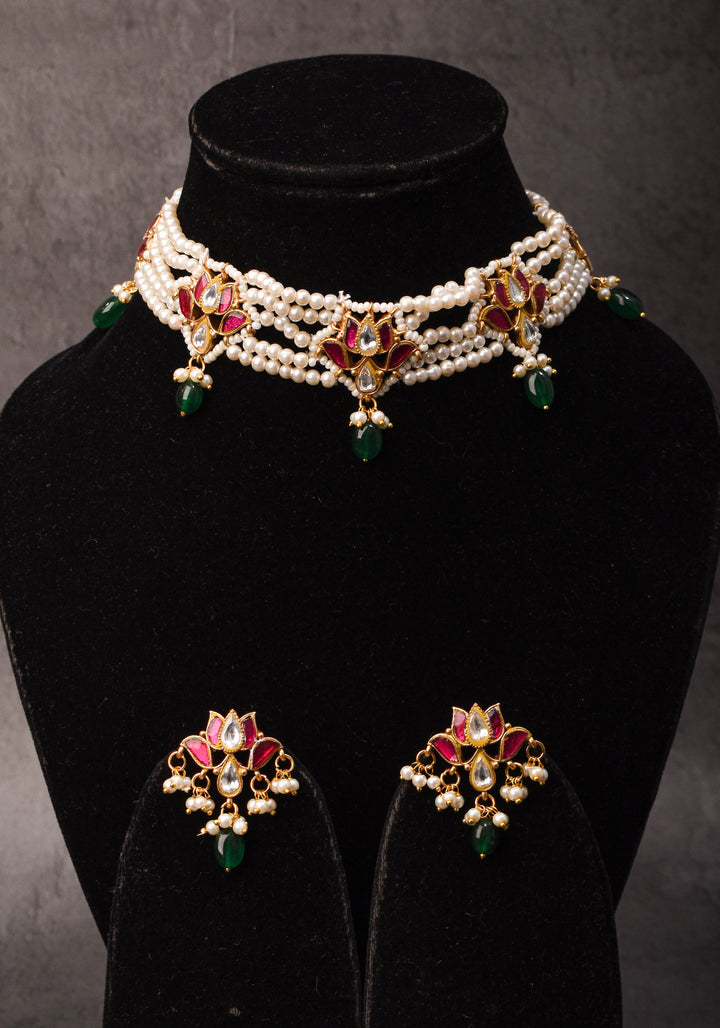 Charming Kemp Lotus on 5 row dainty beads Choker Set | Shobitam Jewelry