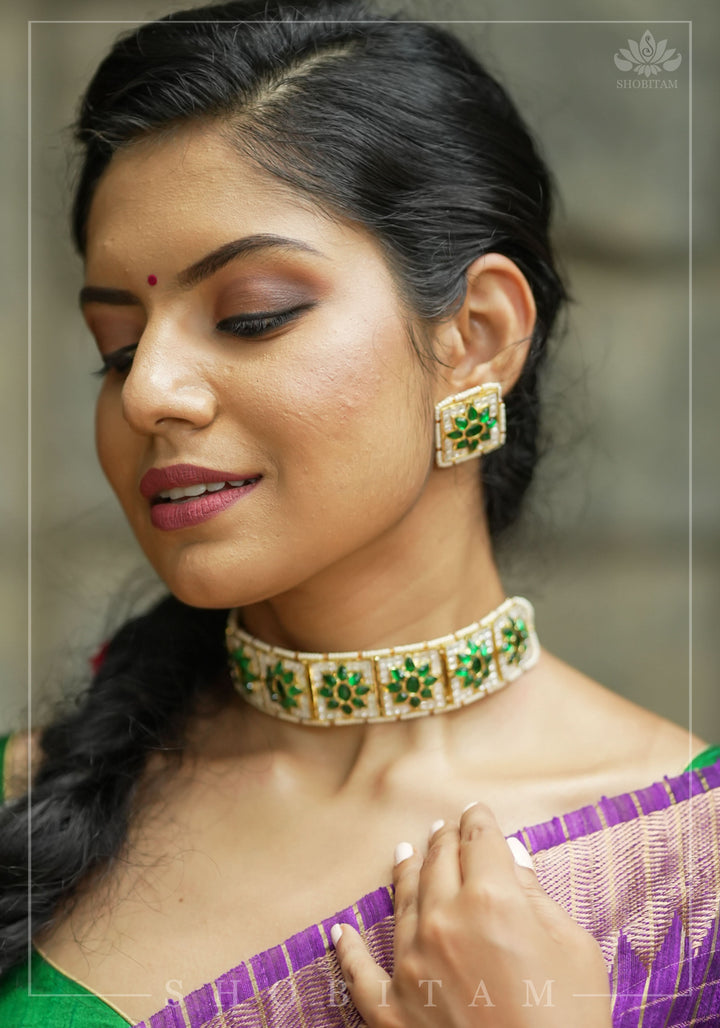 Ahmedabadi Jadau Choker Set in White & Green  Stones | Shobitam Jewelry