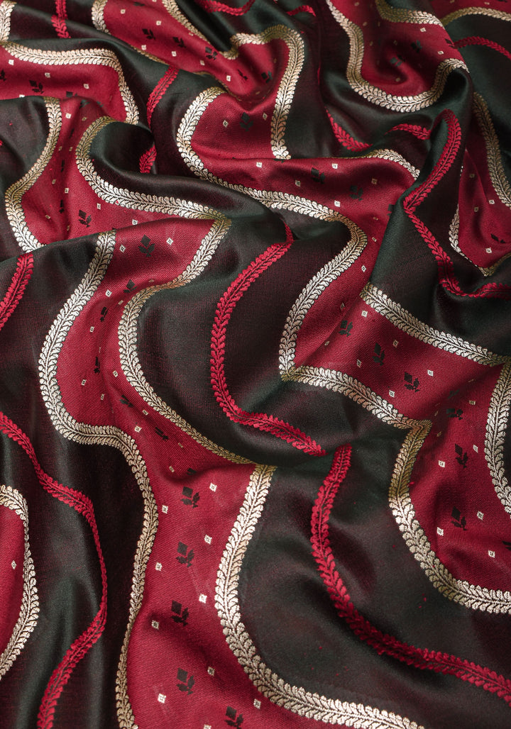 Maroon tone Exquisite Meenakari Vertical Wavy curve zari lines Semi Silk Saree and zari border