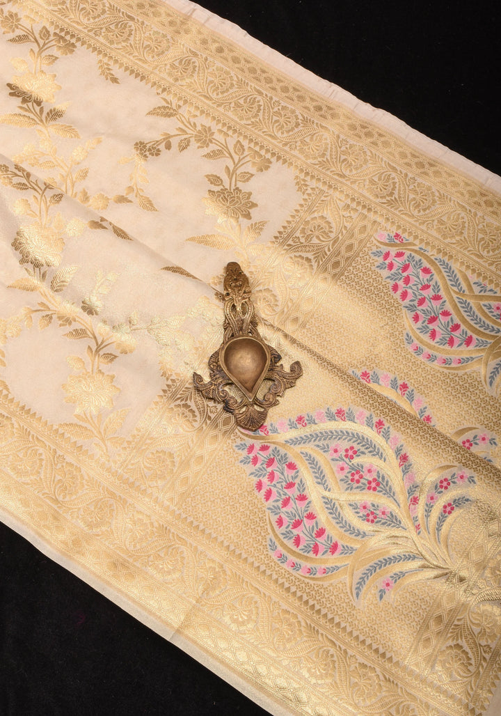 Ivory Tissue Semi silk saree with leheria Zari Floral vine Pattern and Meenakari Zari Pallu
