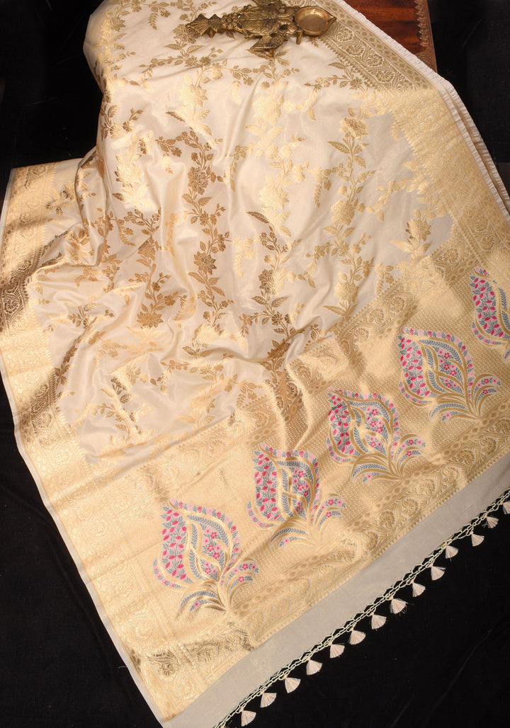 Ivory Tissue Semi silk saree with leheria Zari Floral vine Pattern and Meenakari Zari Pallu