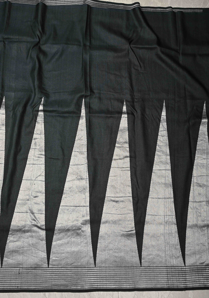 Black Banarasi Tussar Georgette Saree with Meenakari Floral Jaal and Zari Border | SILK MARK CERTIFIED