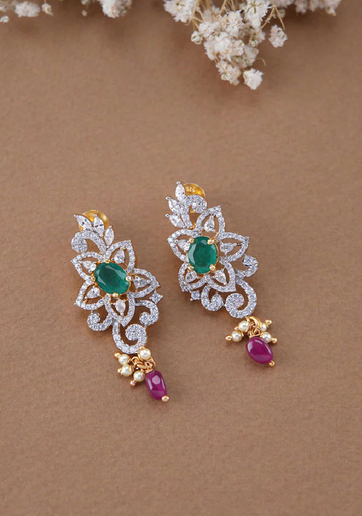 92.5 Silver Contemporary Wire base Central CZ floral embellished Necklace and earrings set