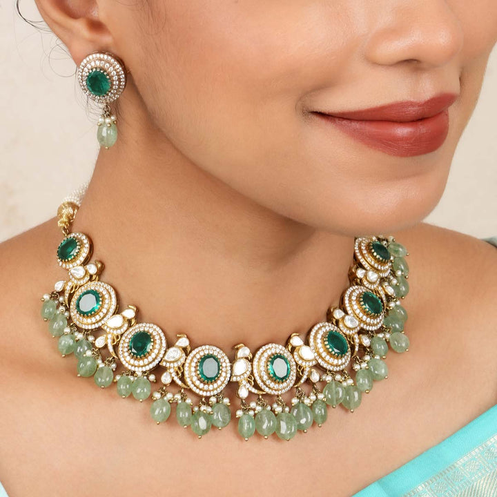 92.5 Silver Emerald Green Lavinash Victorian Necklace Set