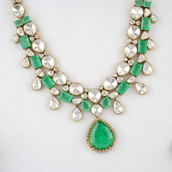 Emerald Look Alike Green and White Stones Victorian Finish Necklace Set