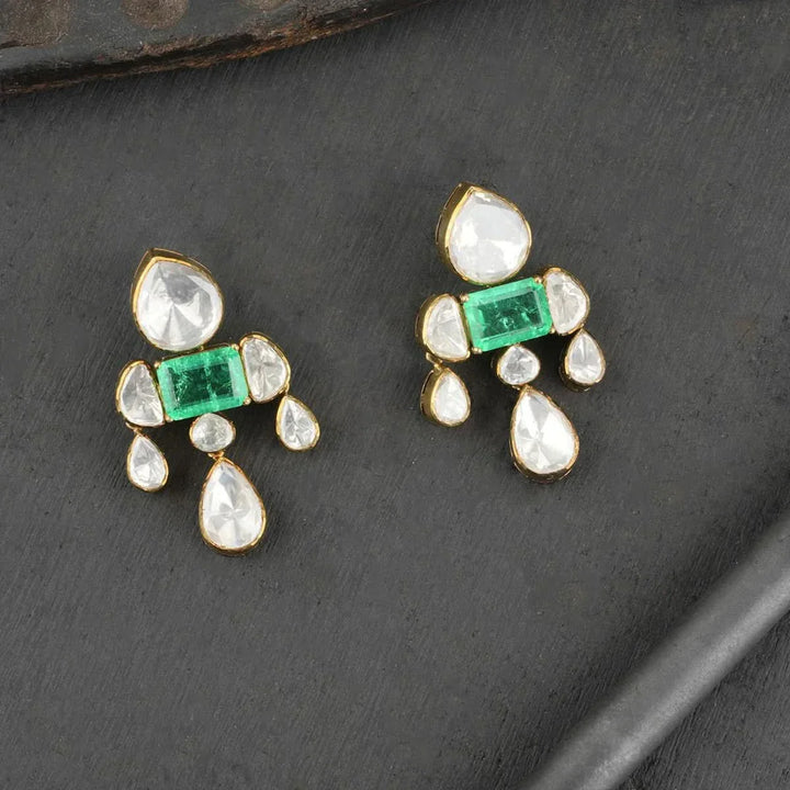 Emerald Look Alike Green and White Stones Victorian Finish Necklace Set