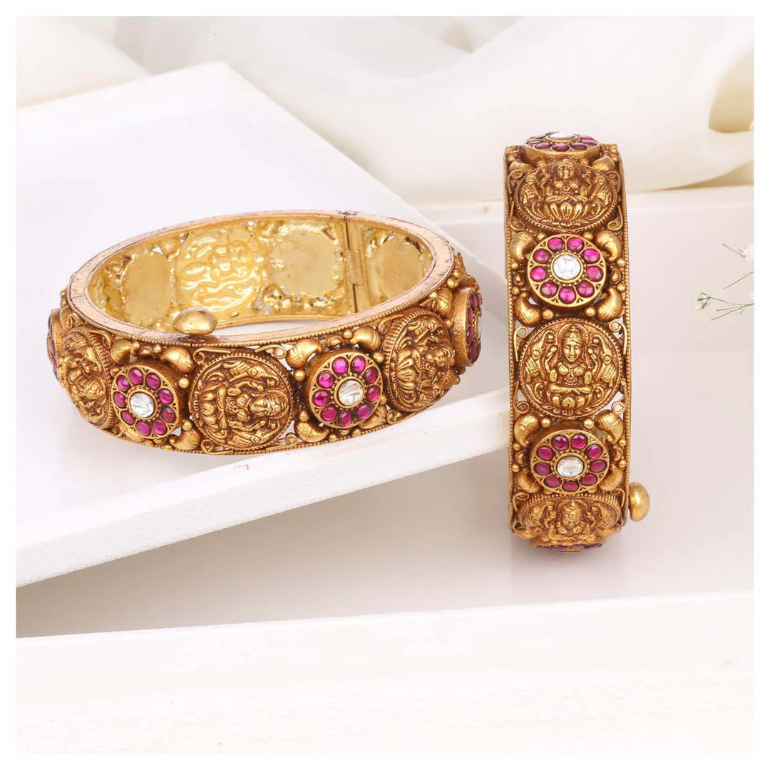 92.5 Nikitha Deep Nagas Pair Bangles