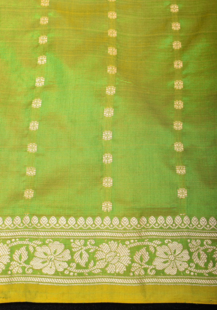 Green Dual tone Banarasi Katan Silk Lightweight Saree with Zari Butti and Meenakari Paisley Pallu | SILK MARK CERTIFIED