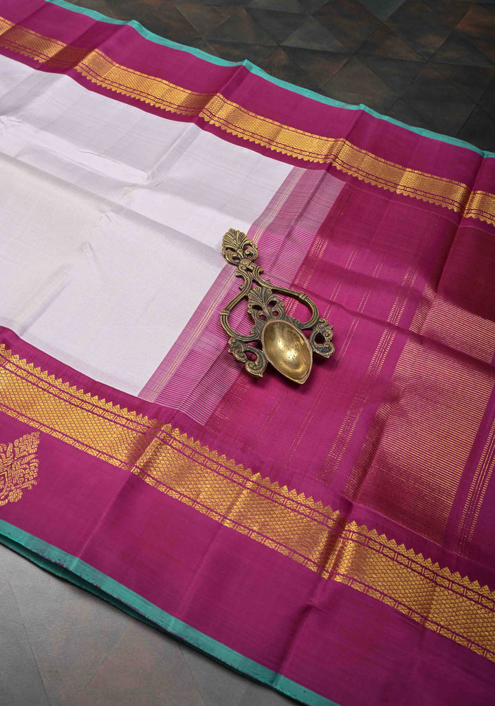 Korvai Weave Dewy Lilac Kanjivaram Silk Saree with Distinct Damask Motif On contrast Zari Border | SILK MARK CERTIFIED