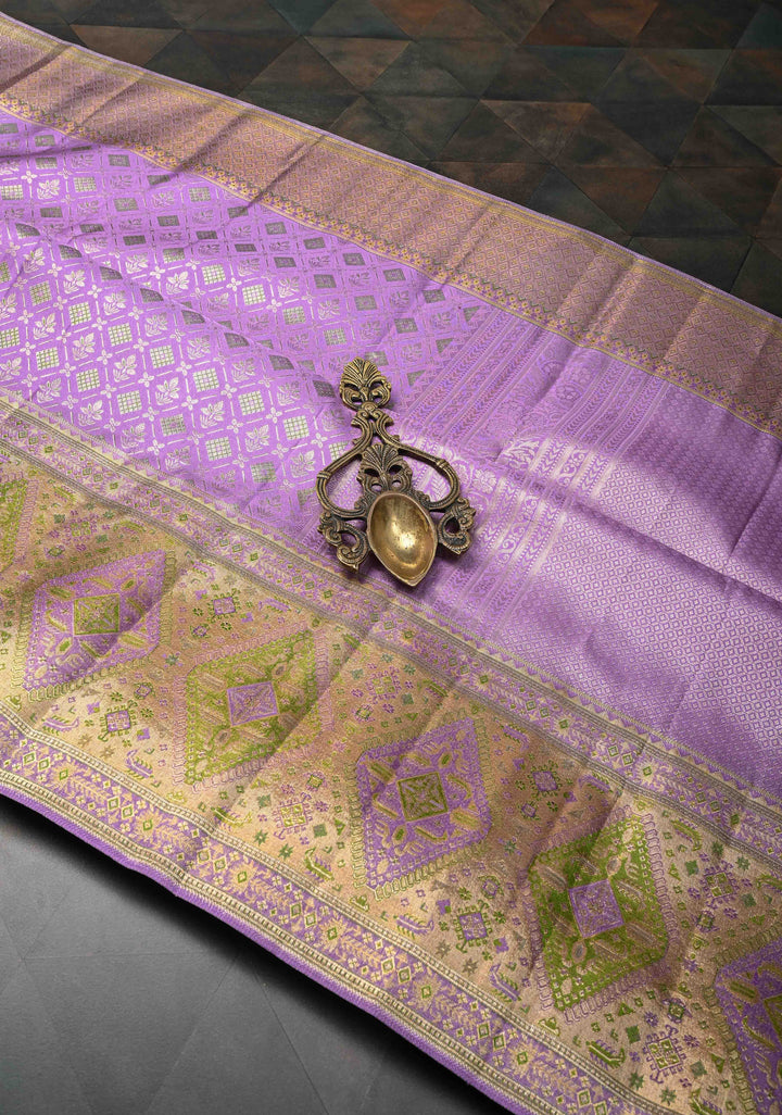 Lilac Kanjivaram Geometric Brocade Pure Silk Saree with Meenakari Border  | SILK MARK CERTIFIED