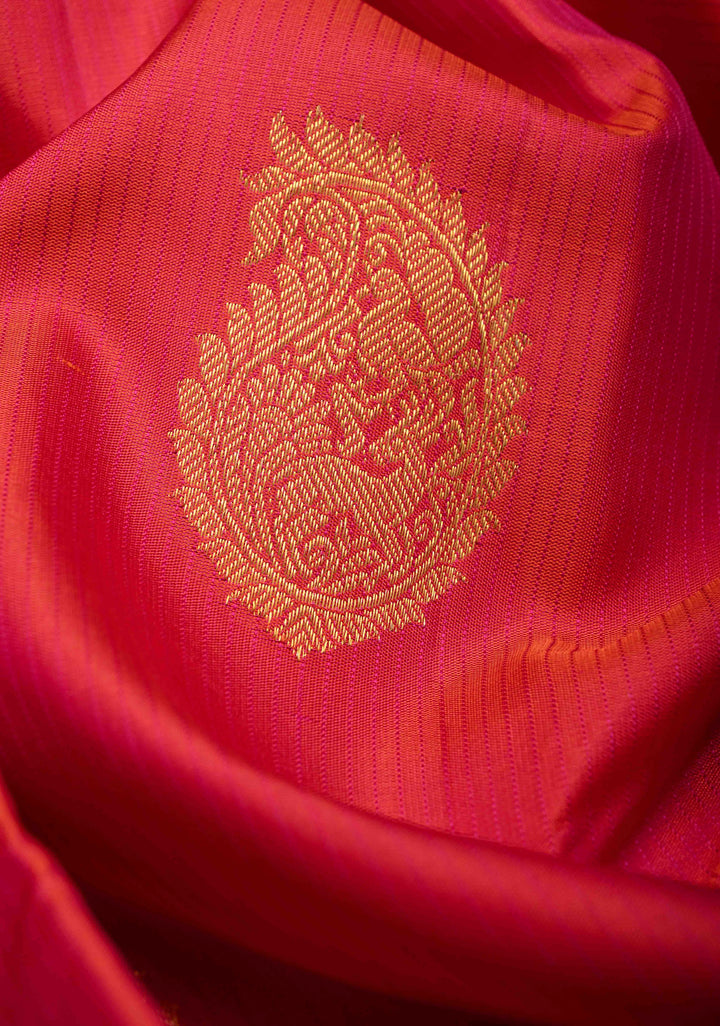 Borderless Pink Dual tone Kanjivaram Pure Silk Saree with Vertical Stripes and Paisley Buttas | SILK MARK CERTIFIED