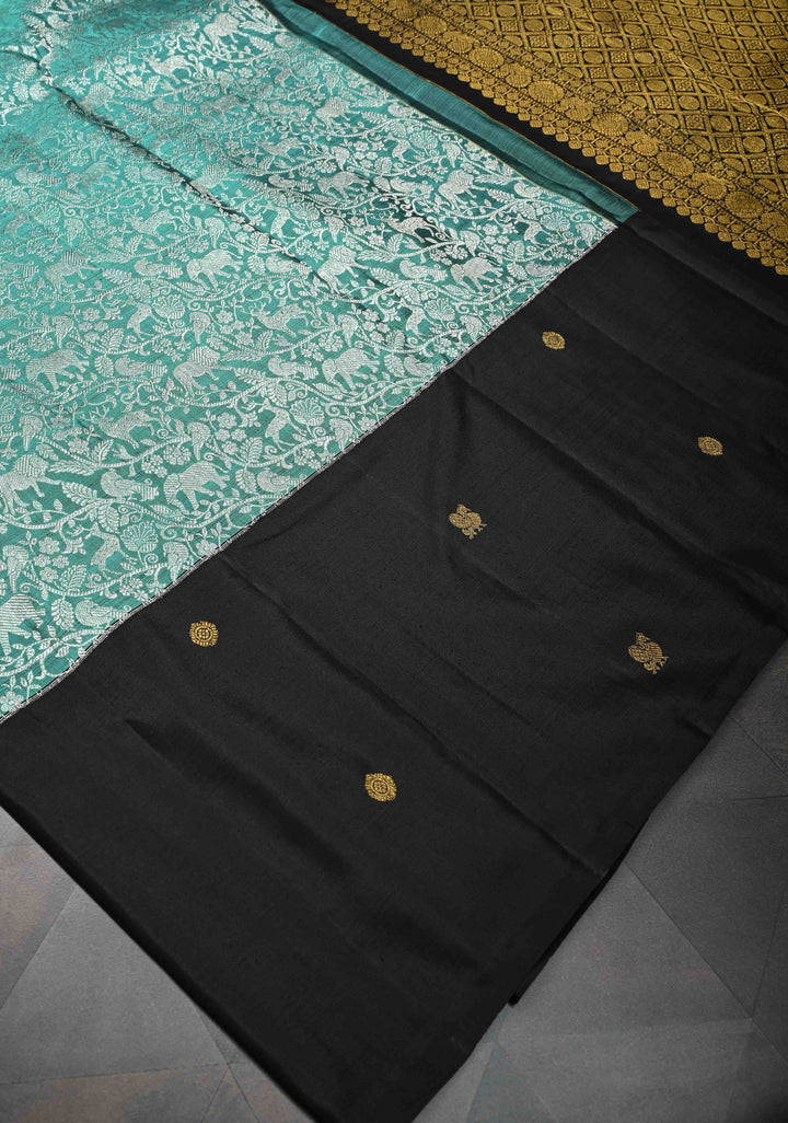 Sage Green  Kanjivaram Silk Saree with Vanasingaram Brocade Body and Dainty Zari Buttas on Wide Contrast Border | SILK MARK CERTIFIED