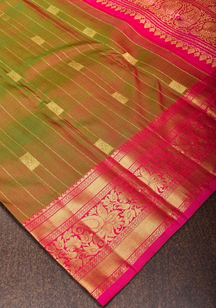 Green Dual tone Kanjivaram Silk Saree with Vertical Stripes and Buttas with Contrast Zari Border | SILK MARK CERTIFIED