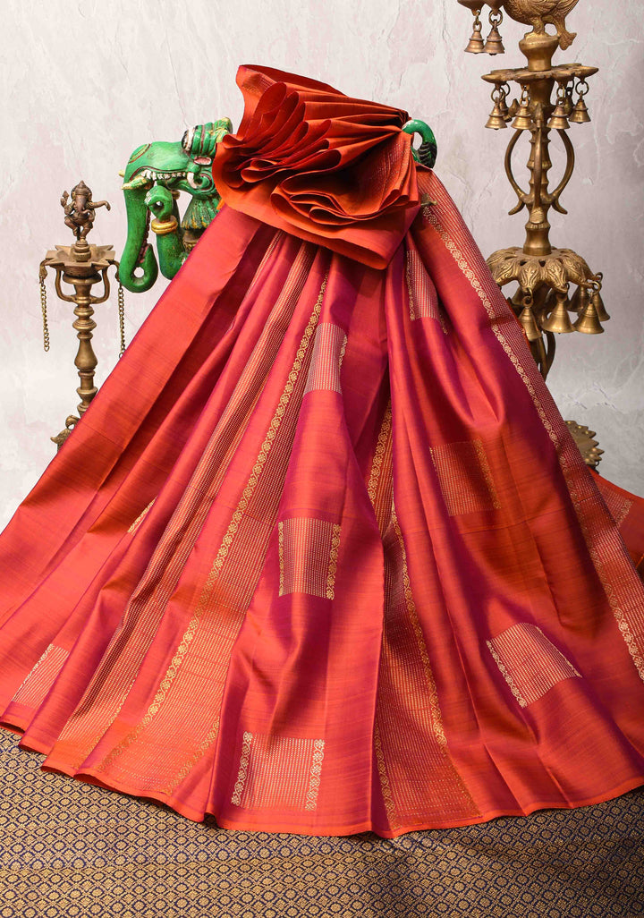 Exquisite Borderless Orange Dual tone Kanjivaram Silk Saree with Vertical Stripes, Geometric Motifs and Contrast Pallu | SILK MARK CERTIFIED