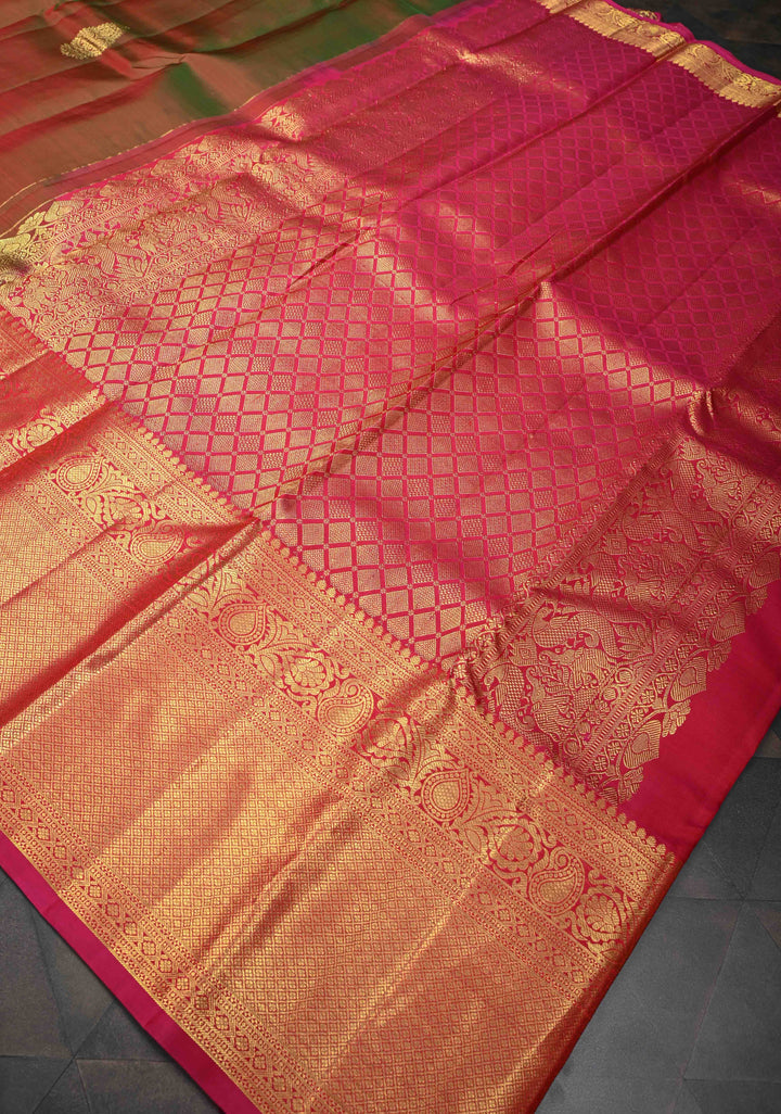 Green Dual tone Kanjivaram Silk Saree with Zari Buttas and Contrast Wide Zari Border | SILK MARK CERTIFIED