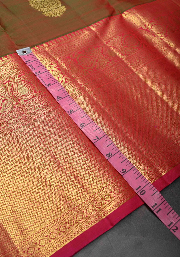 Green Dual tone Kanjivaram Silk Saree with Zari Buttas and Contrast Wide Zari Border | SILK MARK CERTIFIED