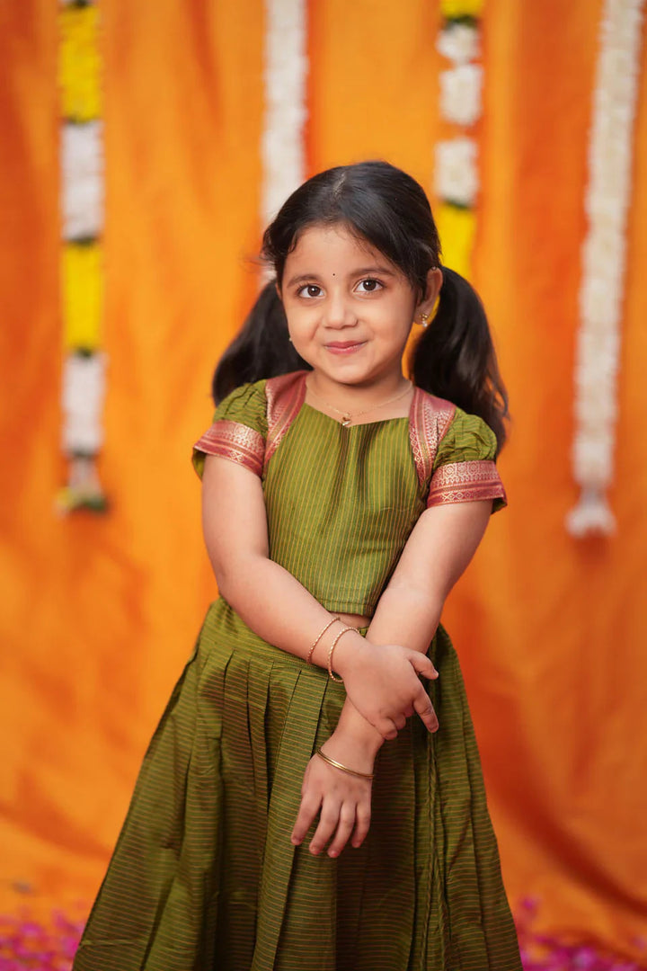 Abiradhi Green Handloom Top & Skirt Mini | Made To Order