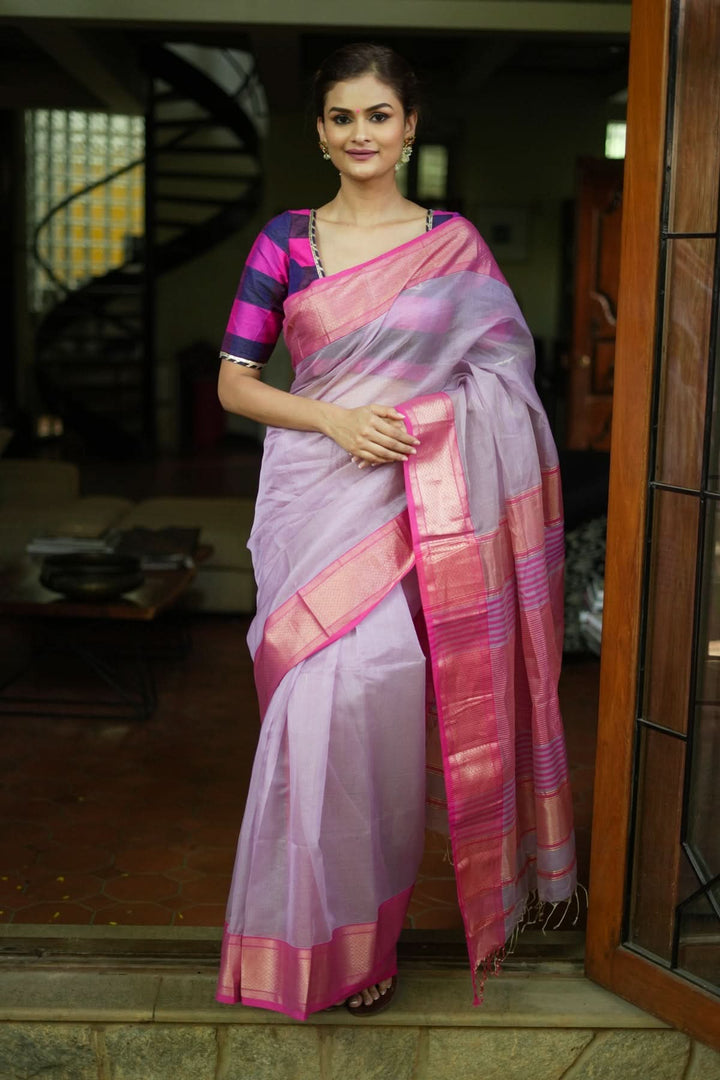Handwoven Maheshwari silk cotton saree in Lilac with Pink