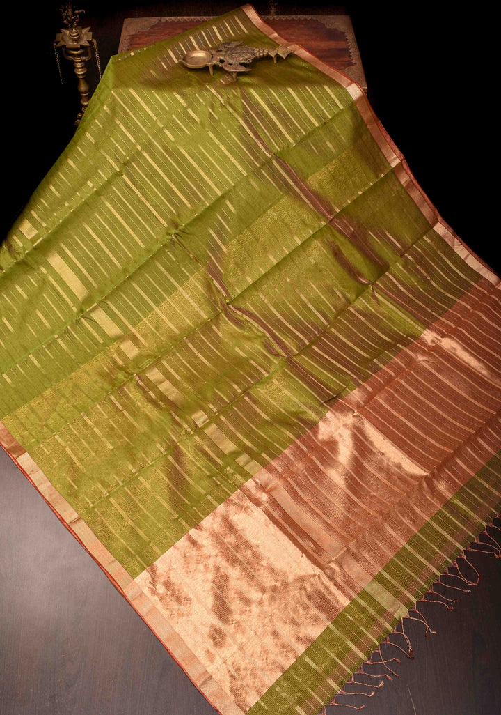 Graceful Olive Green Handwoven Maheshwari Silk Cotton Saree with Horizontal Stripes