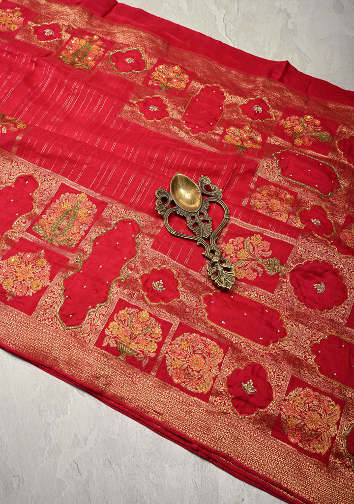 Rani Pink Vegan Viscose Silk Saree with Jharokha-Inspired Patterns Border