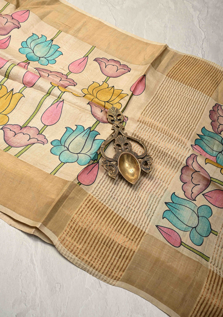 Beige Jari Tussar Saree with Kalamkari Hand Painted and Zari Border | SILK MARK CERTIFIED
