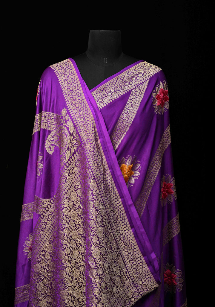 Purple Diagonal Stripes Koniya Motifs Meenakari Velvet embossed Weaving Banarasi Mashru Silk Saree With Zari Border |  SILK MARK CERTIFIED