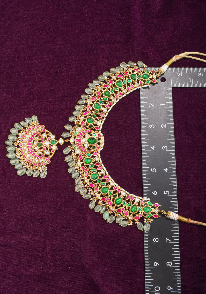 Exquisite Jadau Necklace with central pendant and sage dangling stones