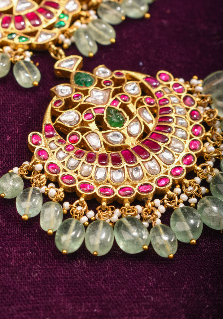 Exquisite Jadau Necklace with central pendant and sage dangling stones