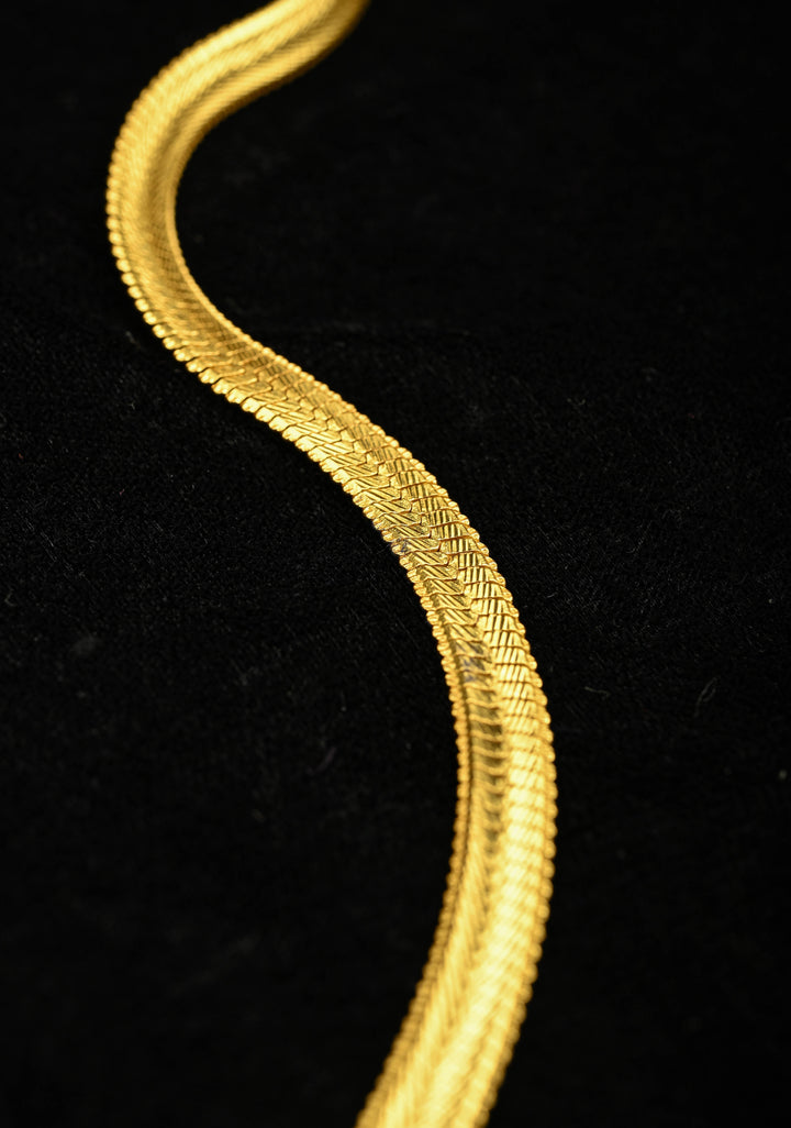 Floral Minimalistic Ethnic Pendant on Braided chain