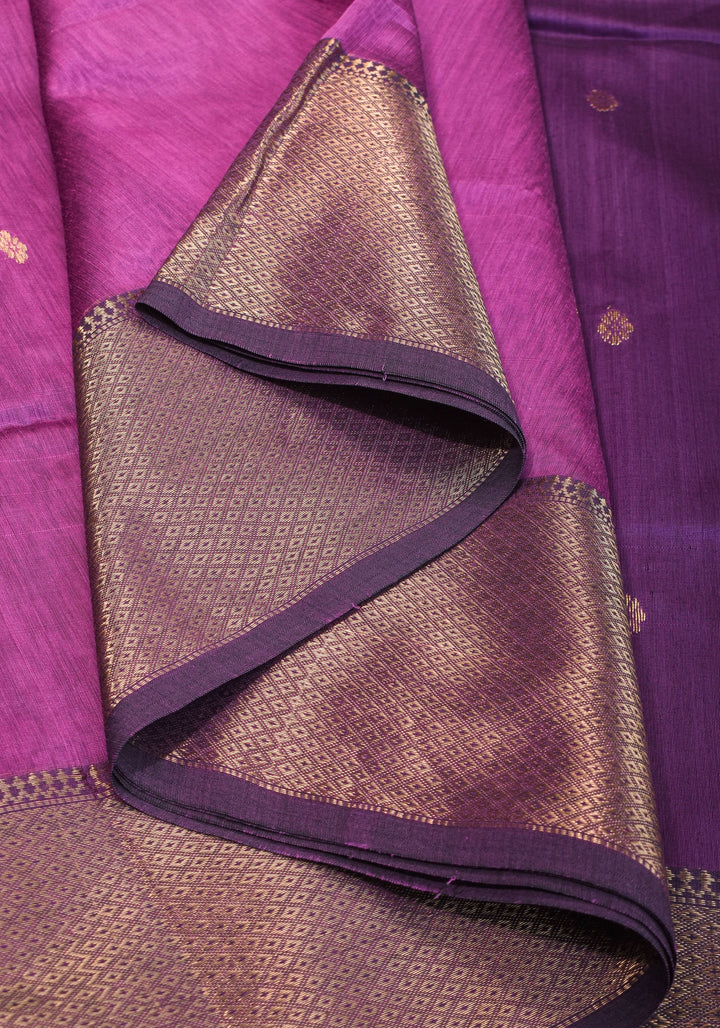 Handwoven Maheshwari Silk Cotton Saree in Lilac with zari borders