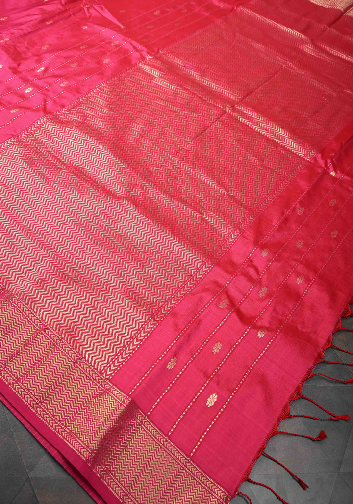 Pinkish Red Maheshwari Pure Silk Saree With Zari Buttas And Zari Border |SILK MARK CERTIFIED