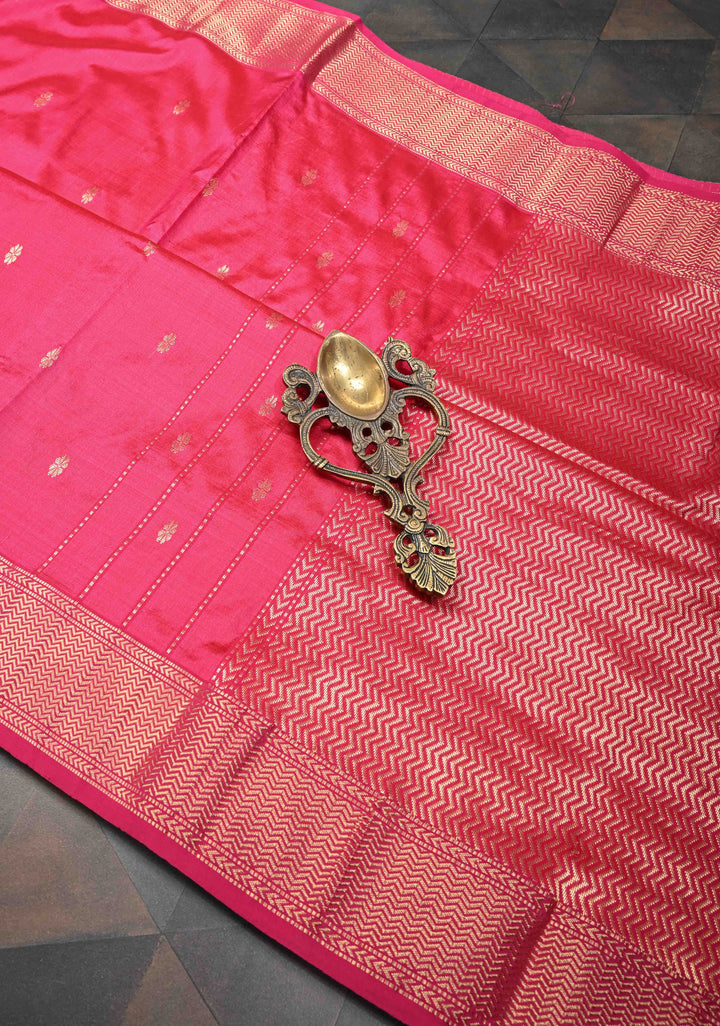 Pinkish Red Maheshwari Pure Silk Saree With Zari Buttas And Zari Border |SILK MARK CERTIFIED