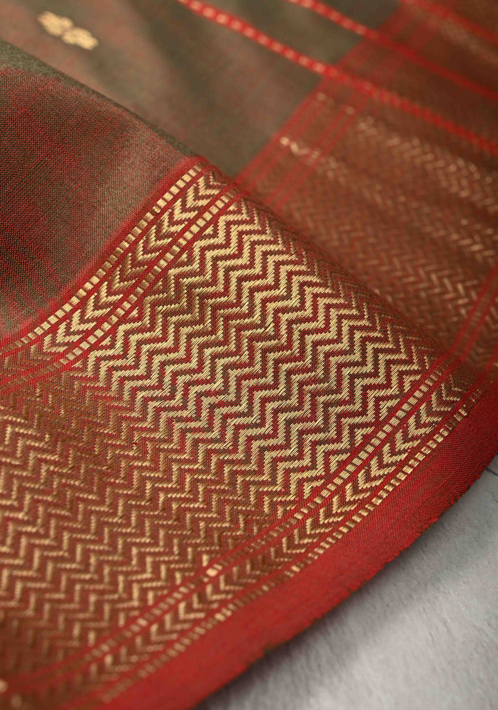 Green Dual tone Maheshwari Pure Silk Saree with Chunri Buttis and Zari Border | SILK MARK CERTIFIED