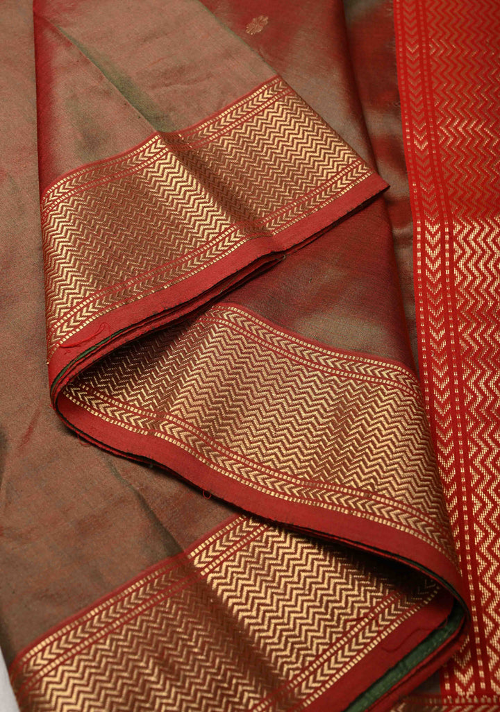 Green Dual tone Maheshwari Pure Silk Saree with Chunri Buttis and Zari Border | SILK MARK CERTIFIED