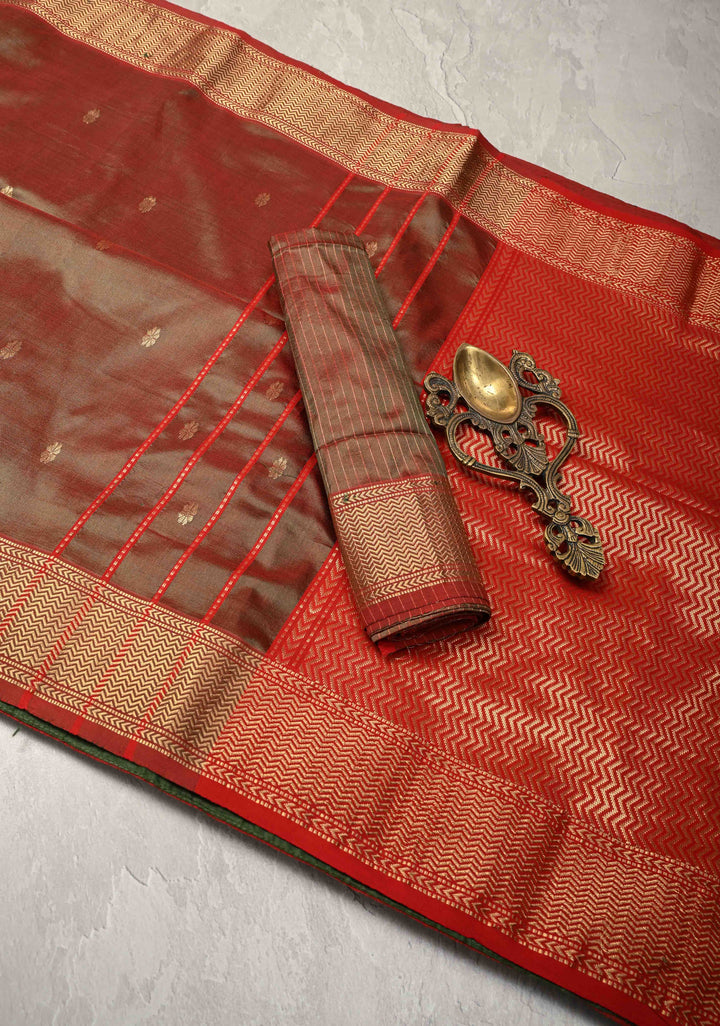 Green Dual tone Maheshwari Pure Silk Saree with Chunri Buttis and Zari Border | SILK MARK CERTIFIED