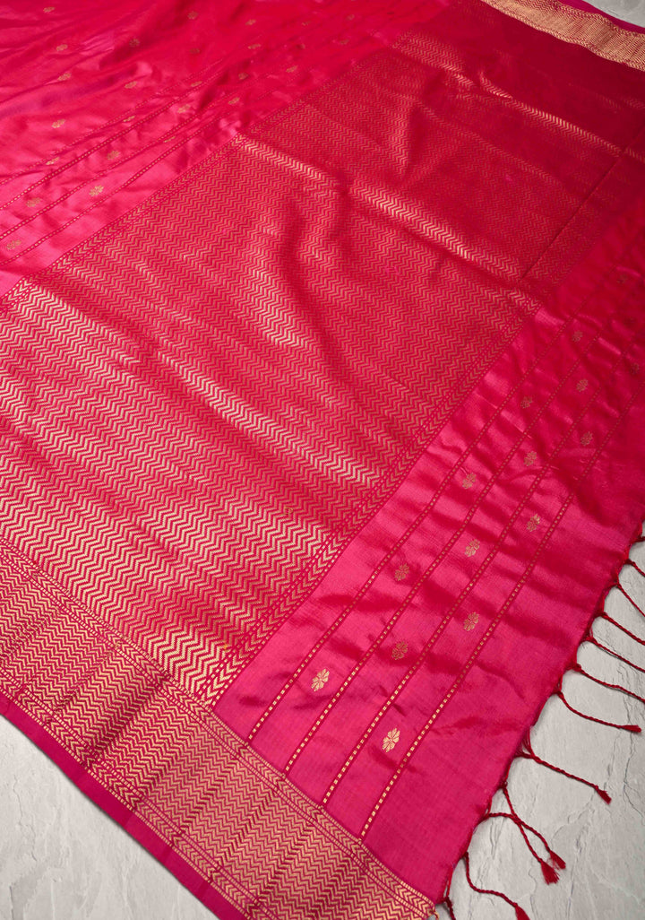 Pink Dual tone Maheshwari Pure Silk Saree with Chunri Buttis and Zari Border | SILK MARK CERTIFIED