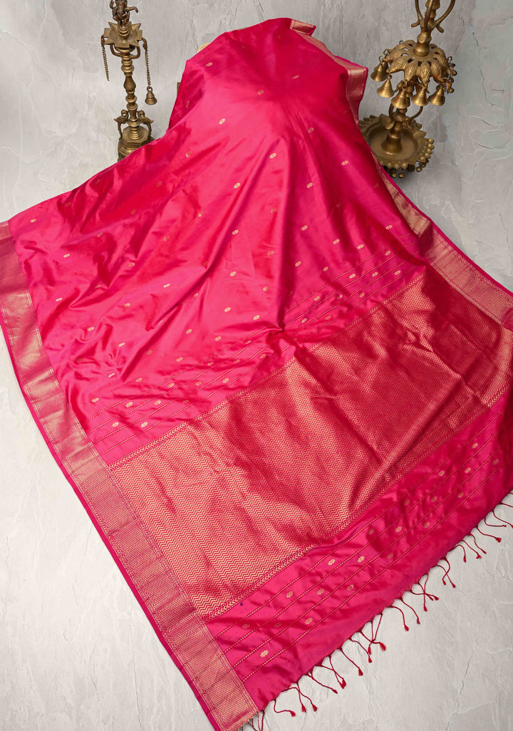 Pink Dual tone Maheshwari Pure Silk Saree with Chunri Buttis and Zari Border | SILK MARK CERTIFIED