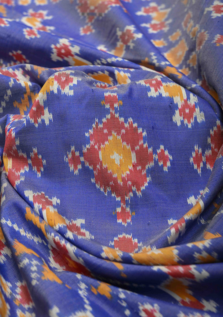 Lilac Pochampally Ikkat Pure Silk Saree with Intricate Geometric weave and Contrast Zari Border | SILK MARK CERTIFIED