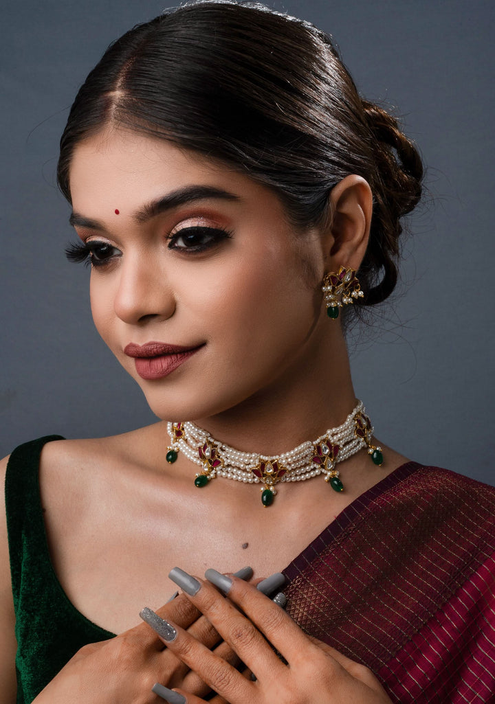 Charming Kemp Lotus on 5 row dainty beads Choker Set | Shobitam Jewelry