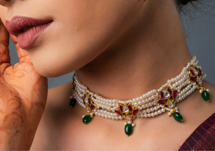 Charming Kemp Lotus on 5 row dainty beads Choker Set | Shobitam Jewelry