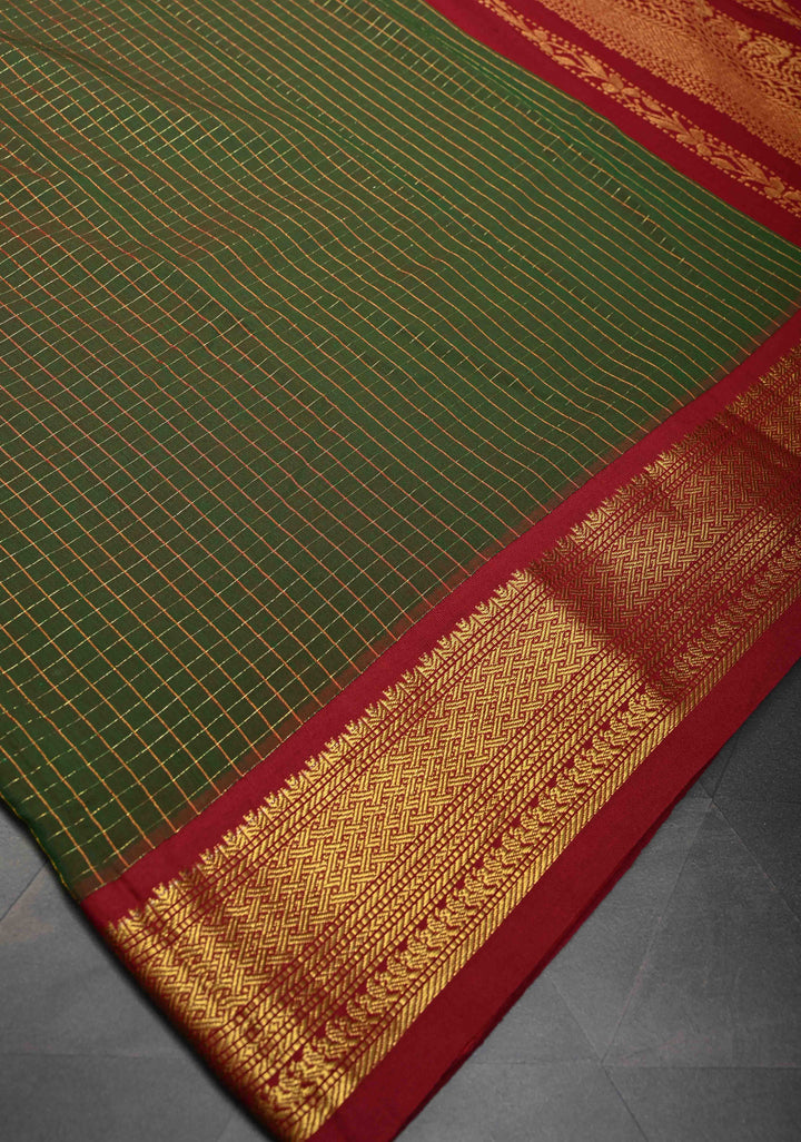 Green Dual tone Cotton Silk Saree with Zari Checks Pattern and Contrast Zari Border