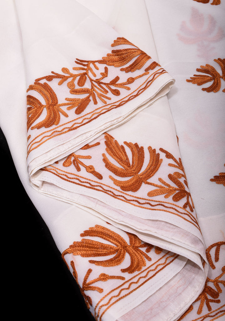 Kashmiri Aari Embroidery Georgette Saree in White with Maple leaf Motifs No Blouse Piece