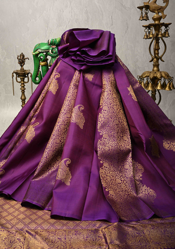 Borderless Plum Kanjivaram Pure Silk Saree with Paisley Motifs and Weavy Design Zari Panel  | SILK MARK CERTIFIED