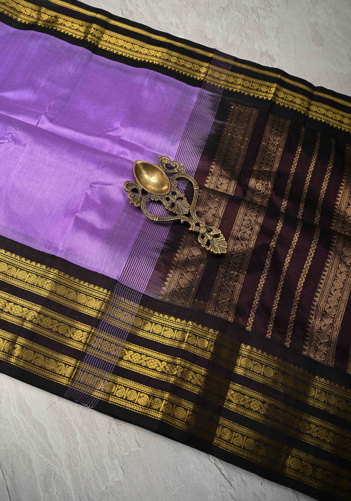 Dark Lavender Koravi Kanchi Silk Cotton 100% Handloom Saree with Contrast Zari Border