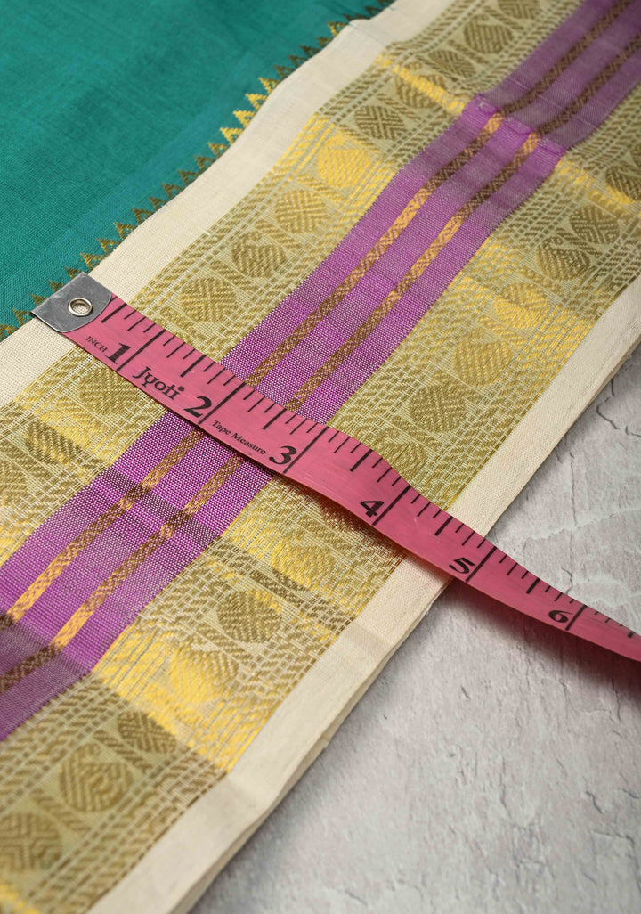 Dark spring green Koravi Kanchi Silk Cotton Handloom Saree with Contrast Zari Border